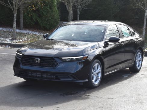 New 2025 Honda Accord LX image 3