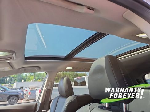 Used 2023 Subaru Ascent Limited w/ Technology Package AWD/4WD image 13