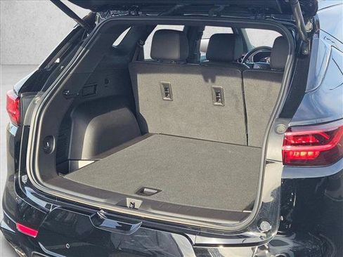 Used 2024 Chevrolet Blazer RS w/ Enhanced Convenience Package image 6