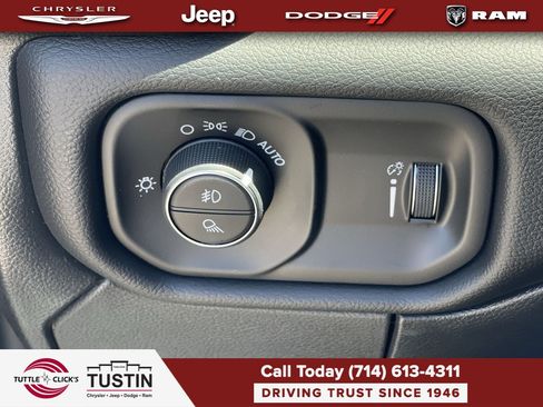 New 2026 RAM 2500 Big Horn AWD/4WD image 23