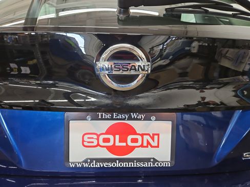 Used 2020 Nissan Leaf SV w/ SV Technology Package image 28