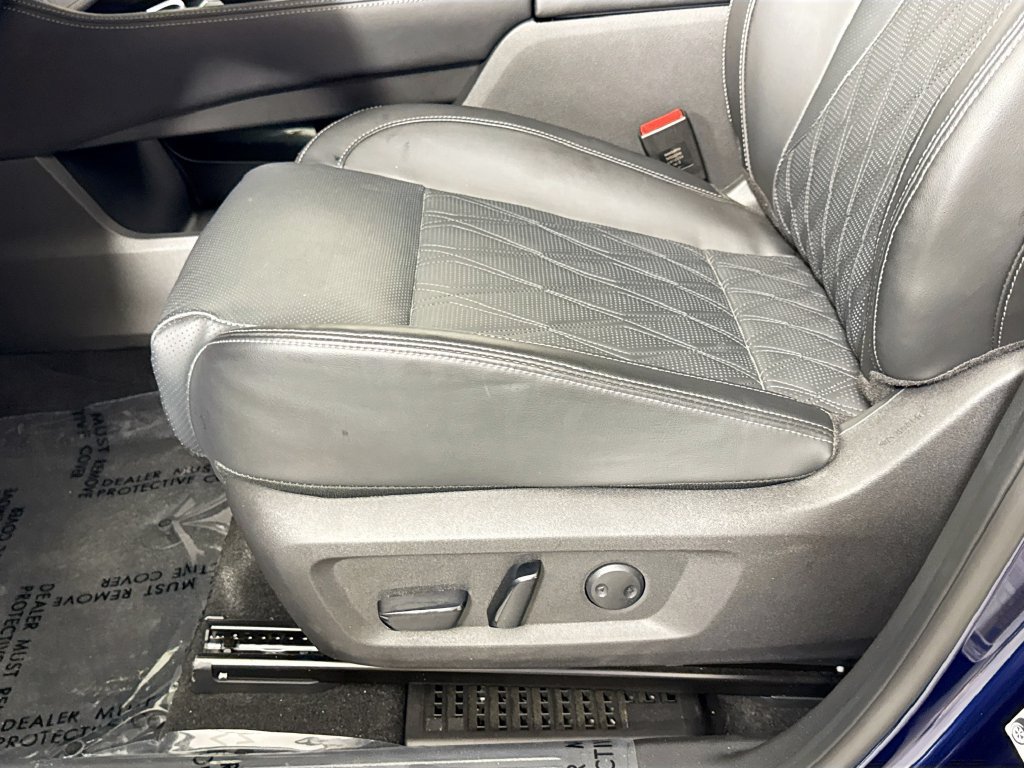 Used 2024 Nissan Rogue Platinum FWD image 25