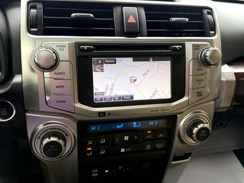 Used 2018 Toyota 4Runner Limited image 22