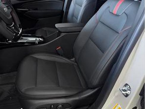 New 2026 Chevrolet Trax RS w/ Sunroof Package FWD image 14