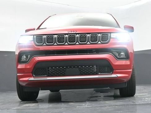 Used 2024 Jeep Compass Limited AWD/4WD image 36