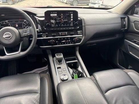 Used 2023 Nissan Pathfinder SL AWD/4WD image 20