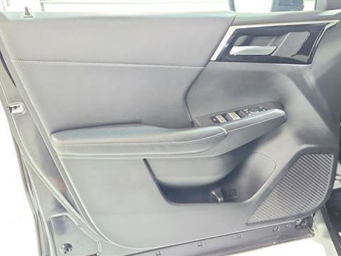 Used 2024 Mitsubishi Outlander SE image 21