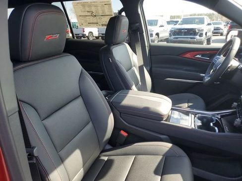 New 2026 Chevrolet Traverse Z71 w/ Driver Confidence Package image 26