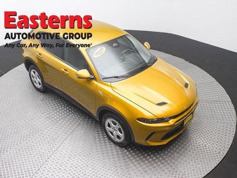 Used 2023 Dodge Hornet GT w/ Tech Pack w/o Parking AWD/4WD image 3