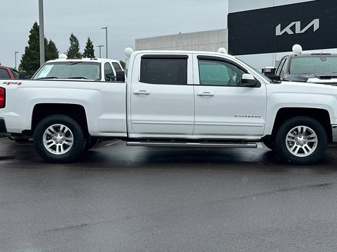 Used 2015 Chevrolet Silverado 1500 LT w/ All Star Edition AWD/4WD image 3