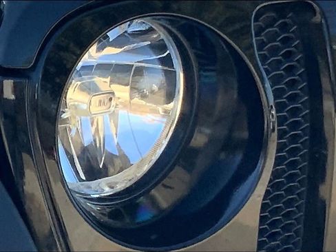 Used 2020 Jeep Wrangler Sport image 42