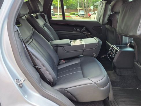 Used 2024 Land Rover Range Rover SV AWD/4WD image 20