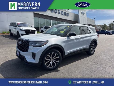 New 2026 Ford Explorer ST-Line AWD/4WD image 32