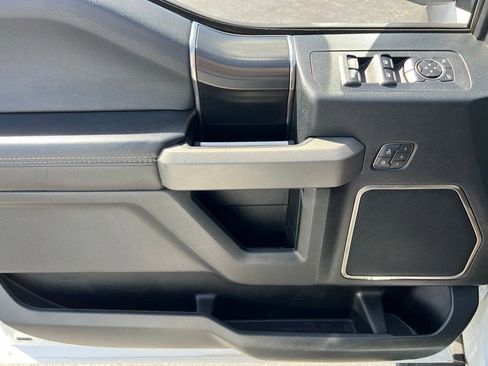 Used 2019 Ford F150 Raptor w/ Equipment Group 802A Luxury AWD/4WD image 21