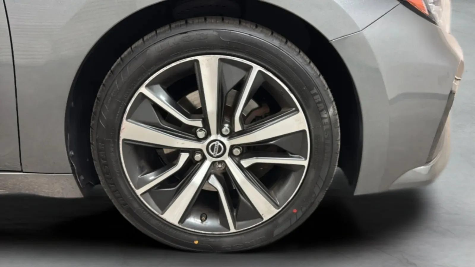 Used 2019 Nissan Maxima 3.5 SV w/ Floor Mat Group FWD image 25