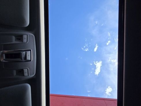 Used 2016 Mercedes-Benz G 550 image 23