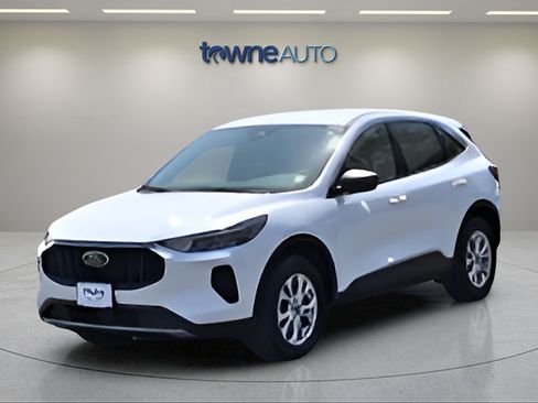 Used 2023 Ford Escape Active AWD/4WD image 3