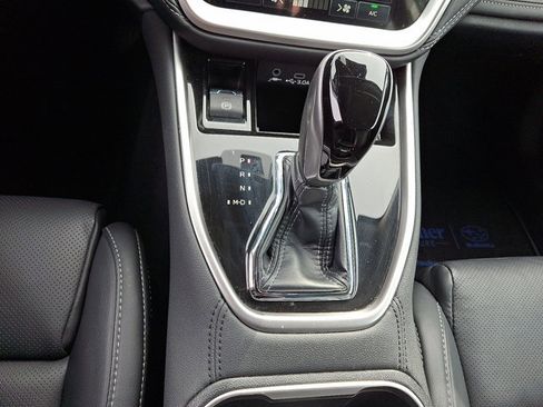 Certified 2023 Subaru Outback Limited image 15