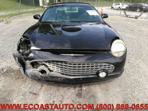 Used 2005 Ford Thunderbird Deluxe image 8