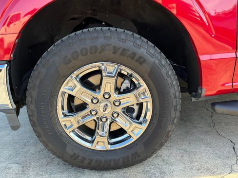 Used 2021 Ford F150 XLT w/ Equipment Group 301A Mid AWD/4WD image 7