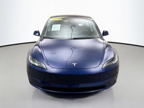 Used 2024 Tesla Model 3 Standard Range RWD image 2