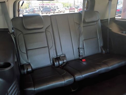 Used 2018 Chevrolet Tahoe 2WD w/ Remote Keyless Entry Package image 22