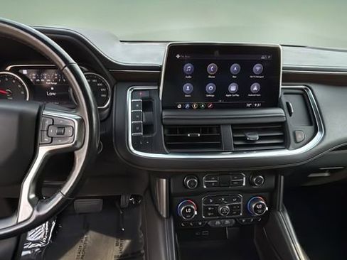 Used 2021 Chevrolet Tahoe Premier w/ Premium Package image 10