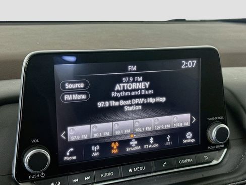 Used 2023 Nissan Rogue SV FWD image 21