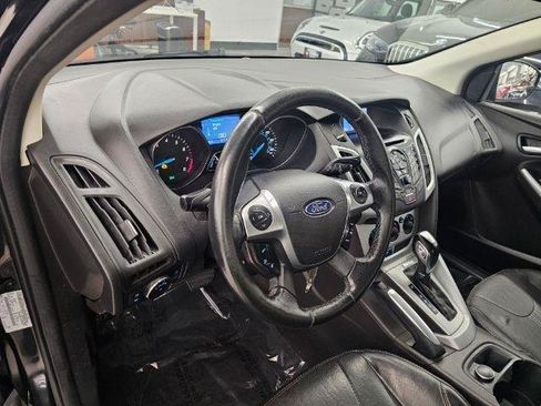 Used 2013 Ford Focus SE FWD image 8