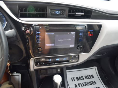 Used 2019 Toyota Corolla LE FWD image 20