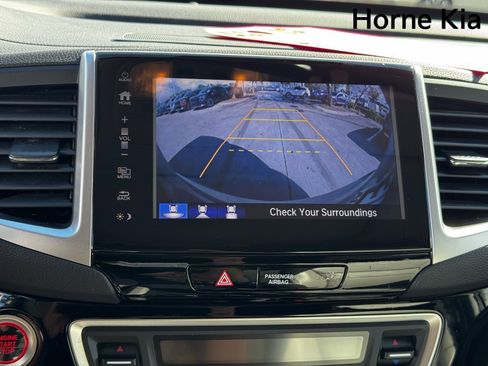 Used 2017 Honda Pilot Touring image 22