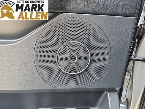 Used 2024 Ford Expedition Max XLT AWD/4WD image 24