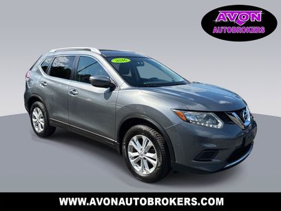 Used 2016 Nissan Rogue SV