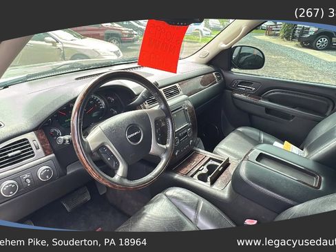 Used 2012 GMC Yukon Denali AWD/4WD image 25