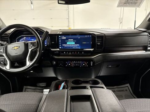 Used 2025 Chevrolet Silverado 2500 LT w/ Safety Package AWD/4WD image 10