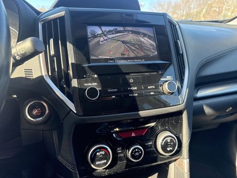 Used 2019 Subaru Forester Premium image 17