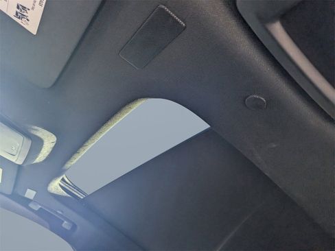 Used 2025 Chevrolet Traverse RS w/ LPO, Floor Liner Package image 23