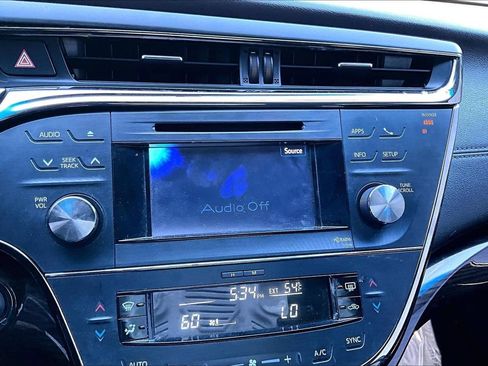 Used 2013 Toyota Avalon XLE Touring FWD image 26