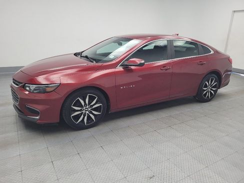 Used 2018 Chevrolet Malibu LT image 2