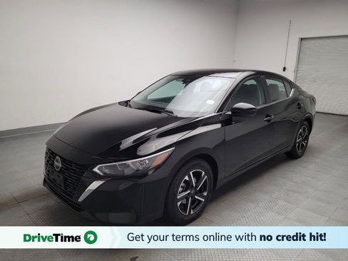 Used 2025 Nissan Sentra SV FWD image 1