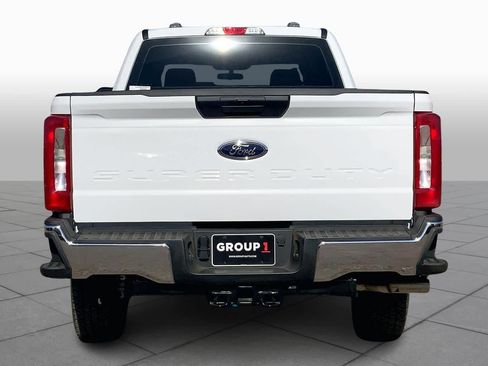 New 2026 Ford F350 XL w/ FX4 Off-Road Package AWD/4WD image 4