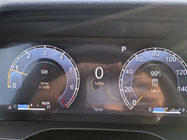 New 2027 Jeep Grand Cherokee Altitude RWD image 32