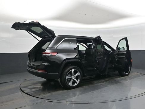 New 2026 Jeep Grand Cherokee Limited RWD image 46