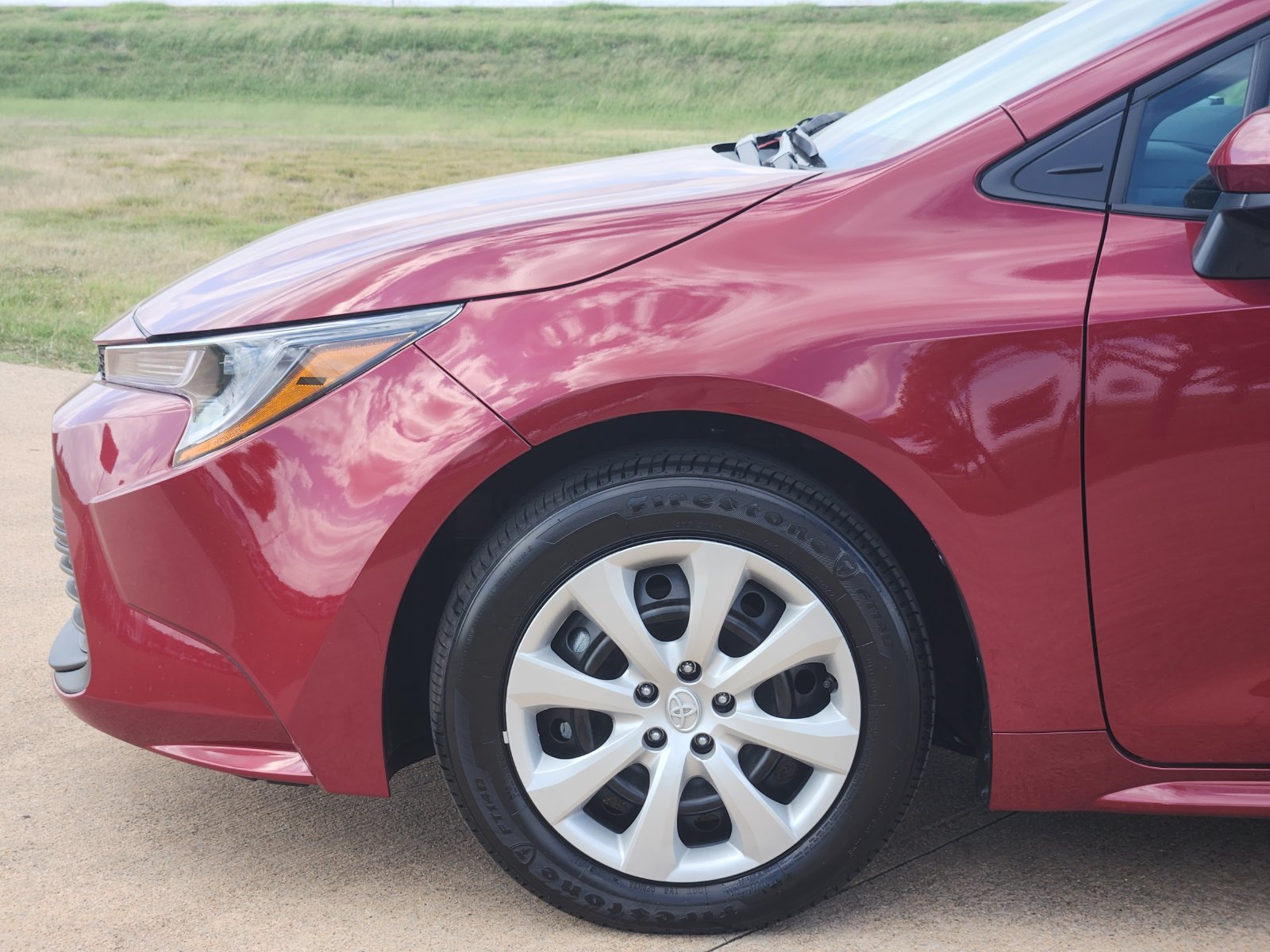 New 2027 Toyota Corolla LE FWD image 10