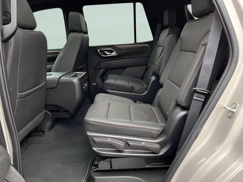 Used 2023 Chevrolet Tahoe High Country AWD/4WD image 23