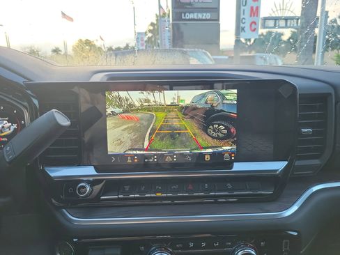 New 2026 GMC Sierra 2500 SLT w/ SLT Premium Package image 13