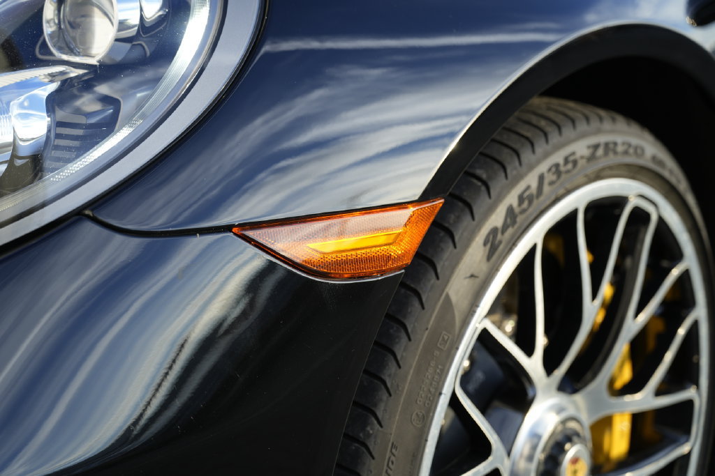 Used 2014 Porsche 911 Turbo S AWD/4WD image 54