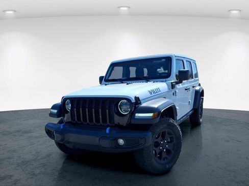 Used 2023 Jeep Wrangler Unlimited w/ Sun & Screen Package AWD/4WD image 4