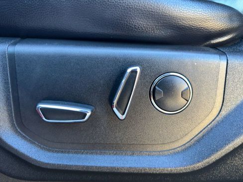 Used 2017 Ford F250 Lariat w/ Lariat Ultimate Package image 17