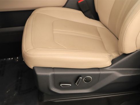 Used 2024 Ford Expedition Max Limited image 25